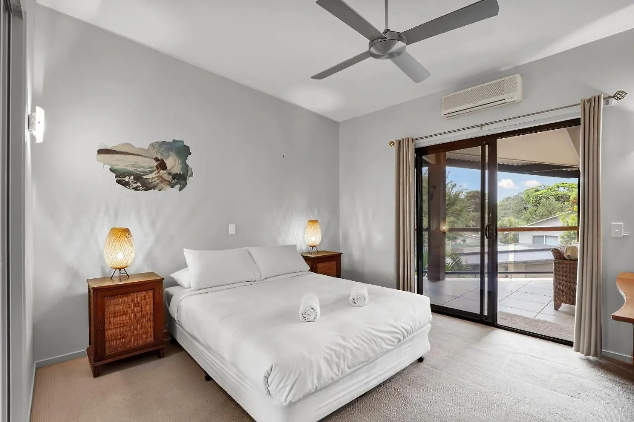 Vila 48A Booran Street Point Lookout 0*,